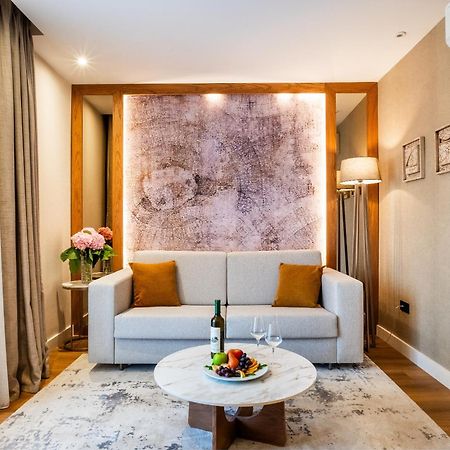 Boutique Hotel Villa Royal Tivat Bagian luar foto