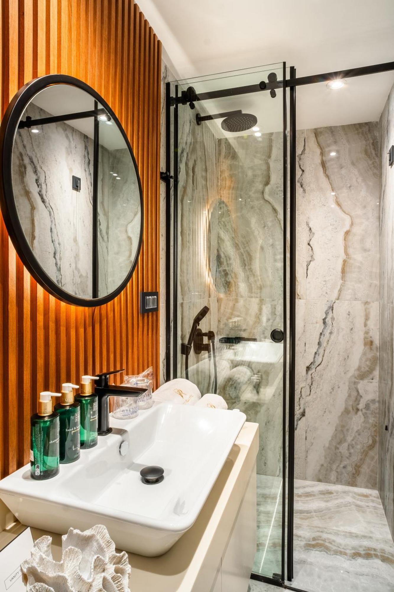 Boutique Hotel Villa Royal Tivat Bagian luar foto