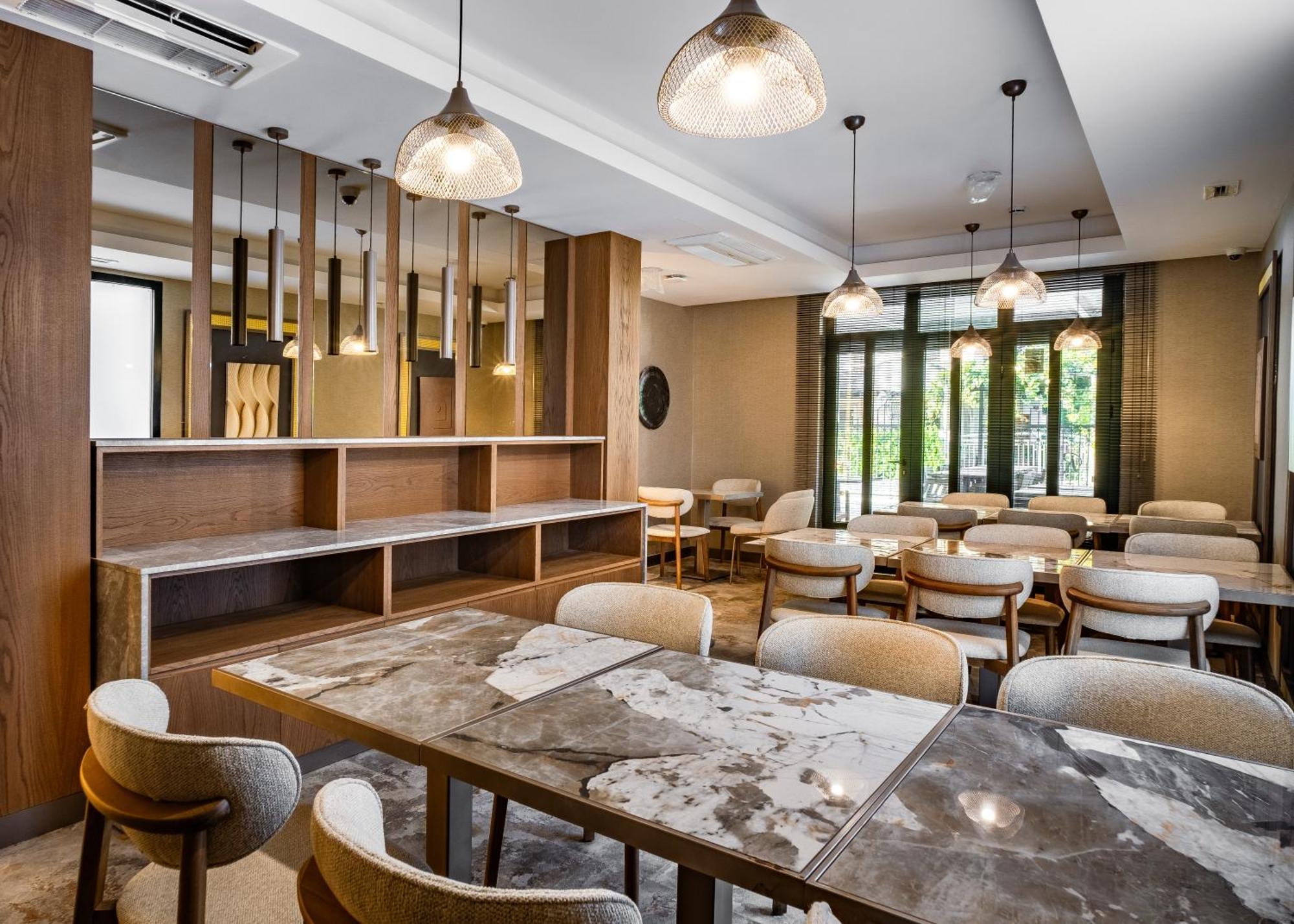 Boutique Hotel Villa Royal Tivat Bagian luar foto